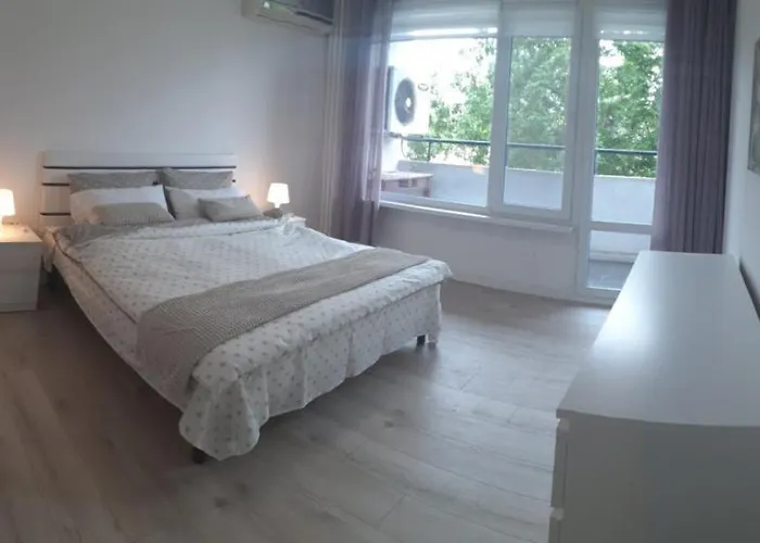 2 Bdrm Appartment In Sofia - Lulin