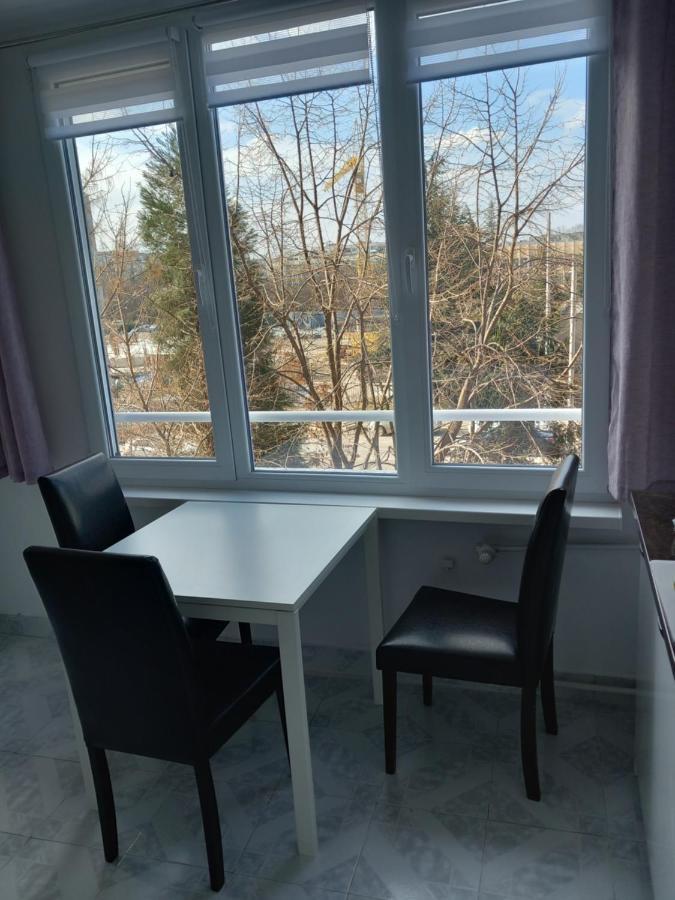 Apartment 2 Bdrm In - Lulin